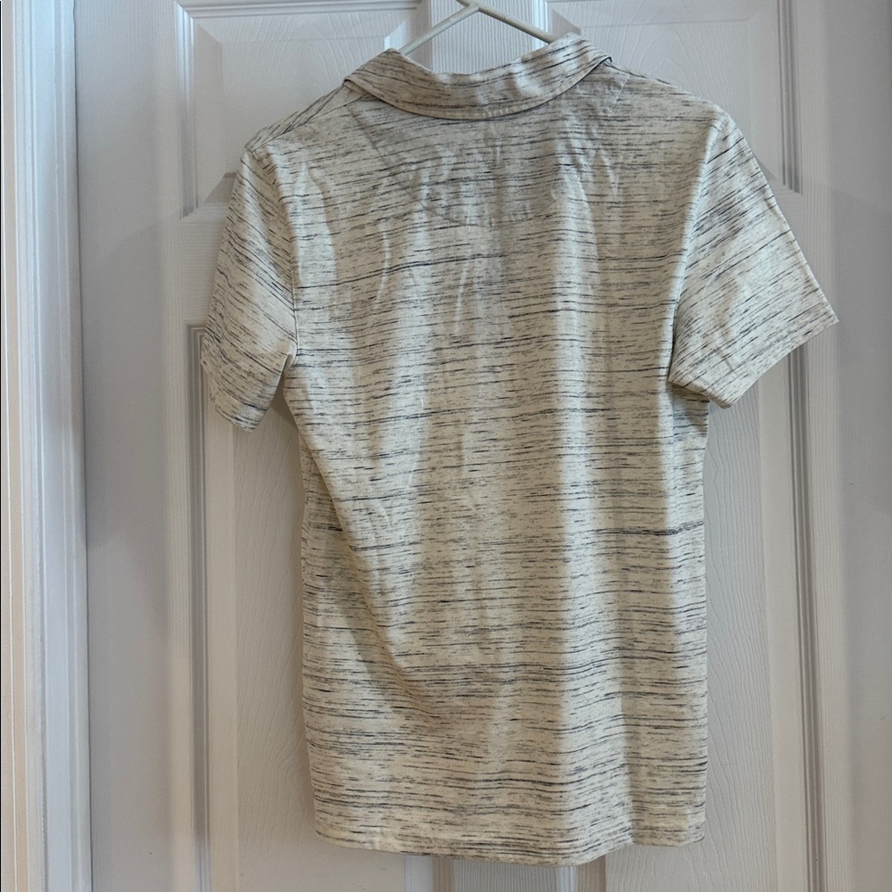 Armani Exchange men’s Gray Striped Polo Shirt. - Picture 2 of 6